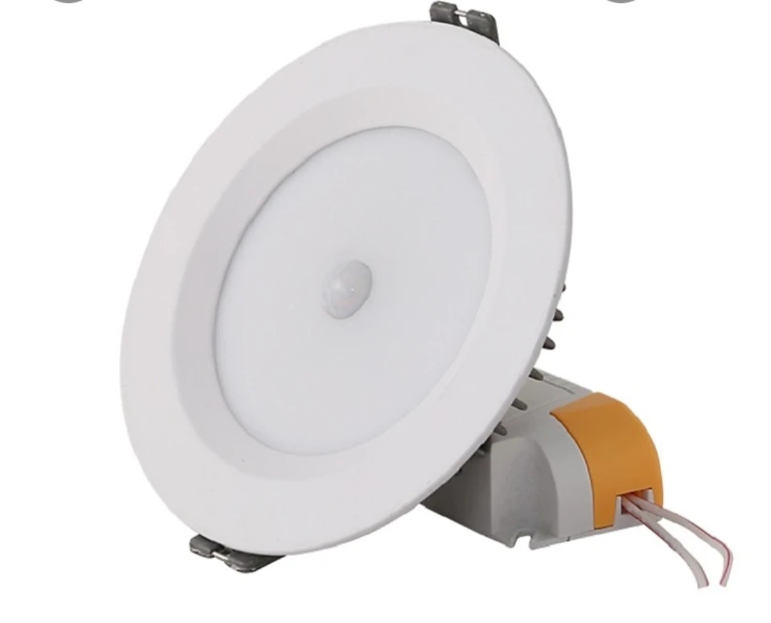 Đèn Led Âm Trần Cảm Biến
